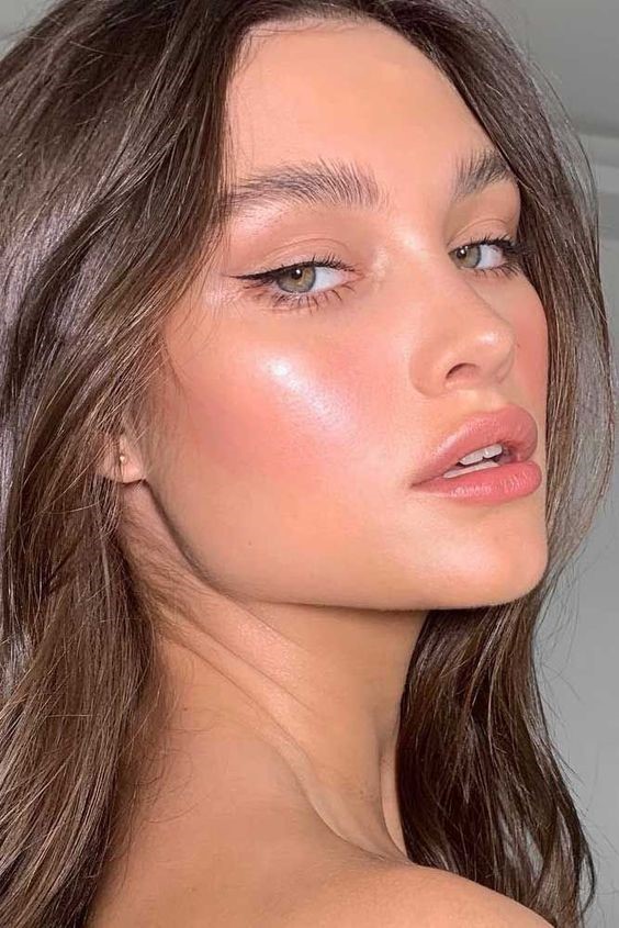 Sagittarius – Classic Winged Liner
