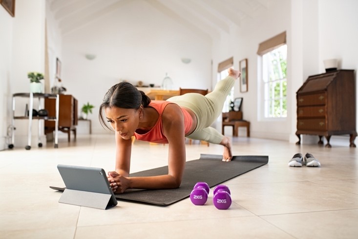 4. Plank: Core Strength yang Memukau
