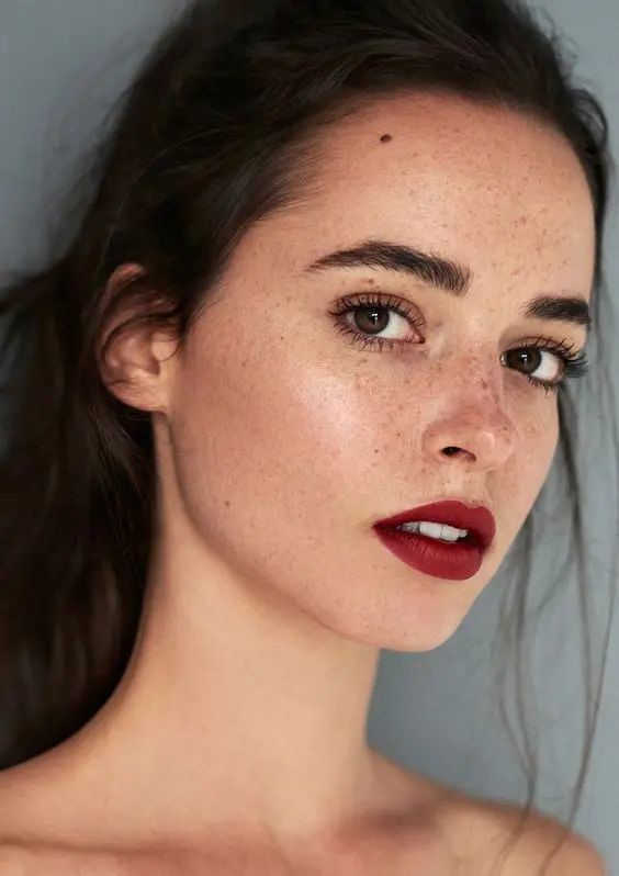 5. Taurus – Simple Red Lips