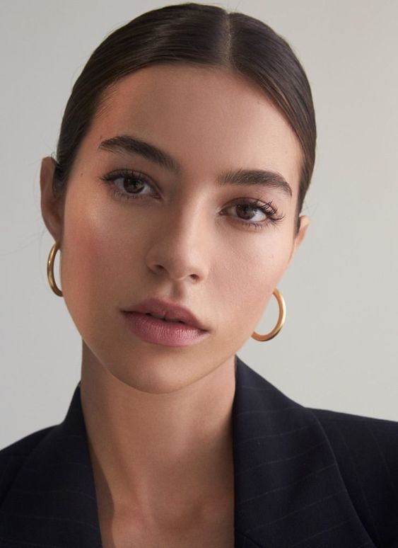9. Virgo – Focus on the Eyebrows