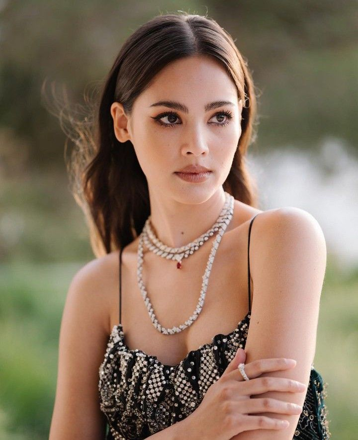 Deretan Artis yang Selalu Tampil Yaya Urassaya Sperbund.png Deretan Artis yang Selalu Tampil Yaya Urassaya Sperbund.png