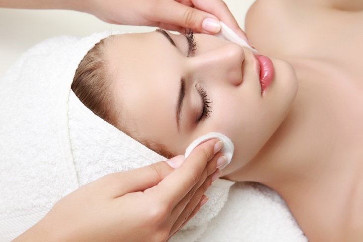ULTIMA II Facial Service, Care for Consumer Facial Skin Health
